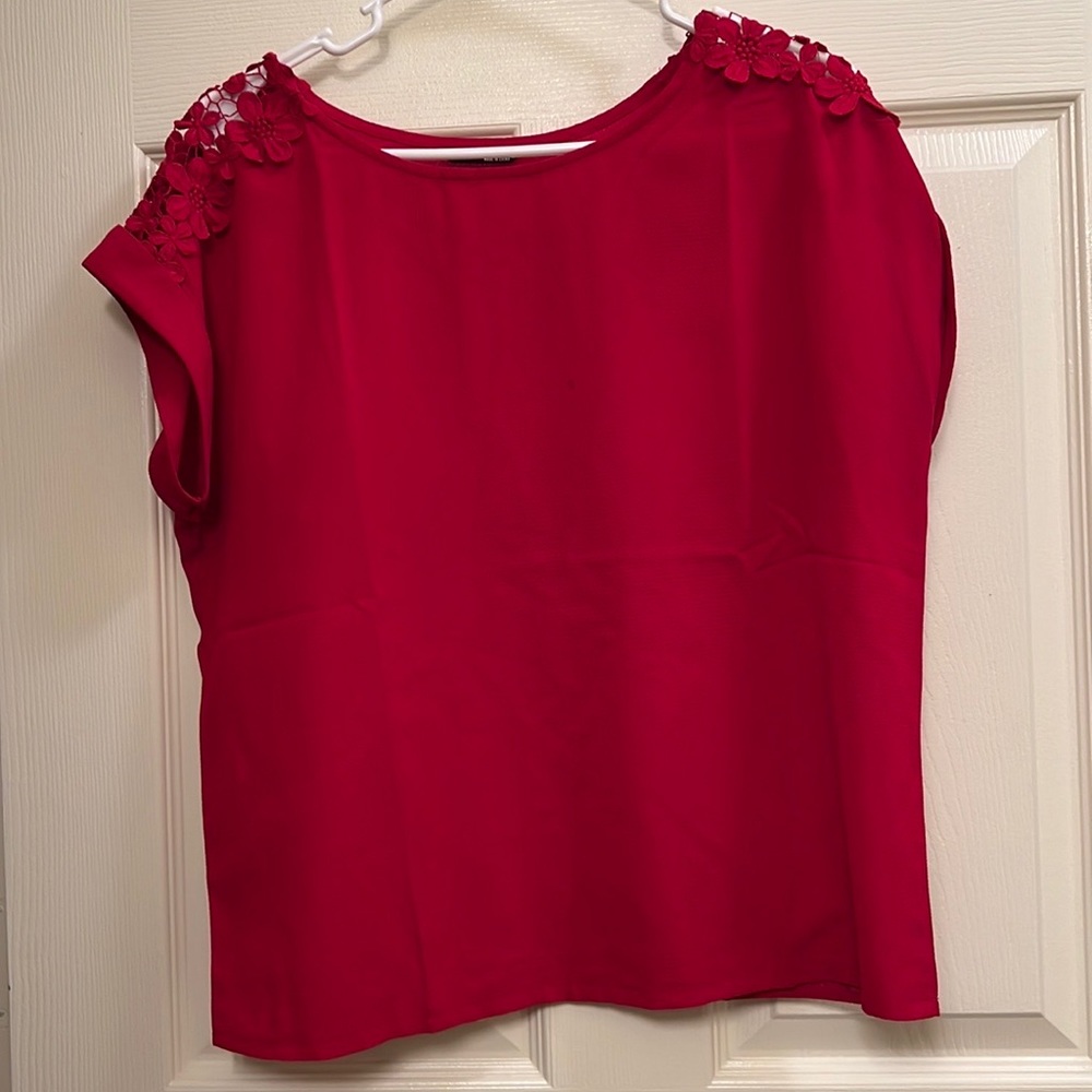 Red short sleeve shirt